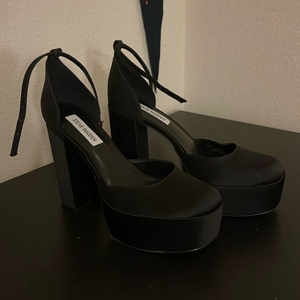 Steve Madden platform satin heels
